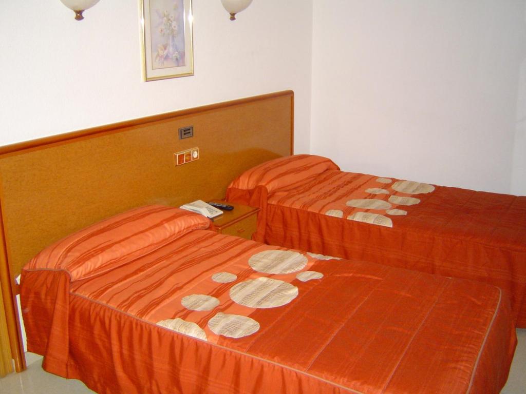 קלמוצ'ה Hotel Lazaro חדר תמונה