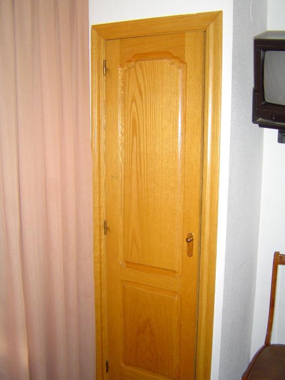קלמוצ'ה Hotel Lazaro חדר תמונה