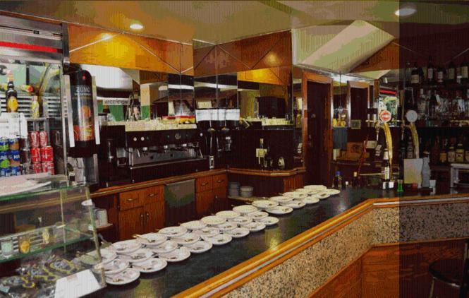 קלמוצ'ה Hotel Lazaro מראה חיצוני תמונה