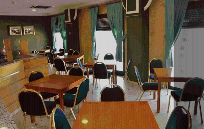 קלמוצ'ה Hotel Lazaro מראה חיצוני תמונה