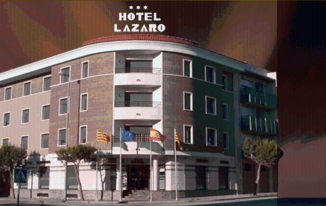 קלמוצ'ה Hotel Lazaro מראה חיצוני תמונה