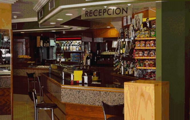 קלמוצ'ה Hotel Lazaro מראה חיצוני תמונה