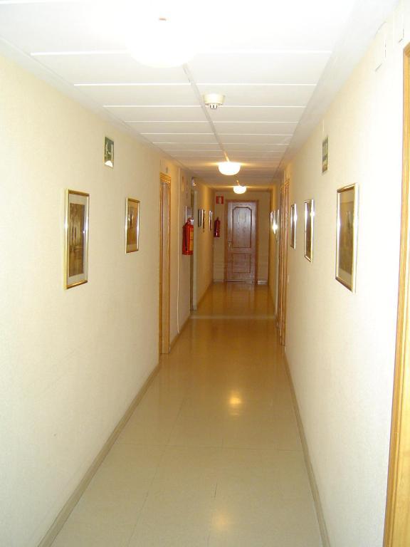 קלמוצ'ה Hotel Lazaro מראה חיצוני תמונה